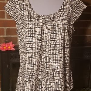 LOFT petite cap sleeve top